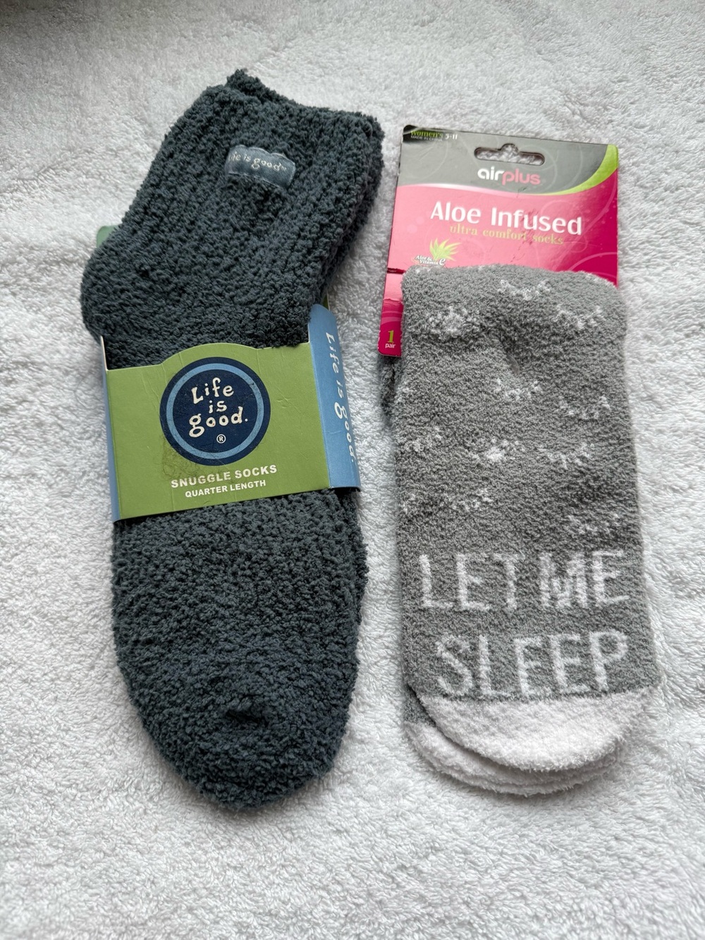 Life is Good Blue Gray Snuggle Socks - Aloe Infused Gray Sleep Socks - Picture 7 of 7